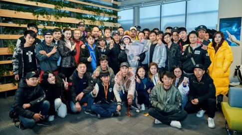 《奮斗吧！青春》圓滿殺青　 創(chuàng)業(yè)不“開(kāi)掛”只為“中國(guó)芯”